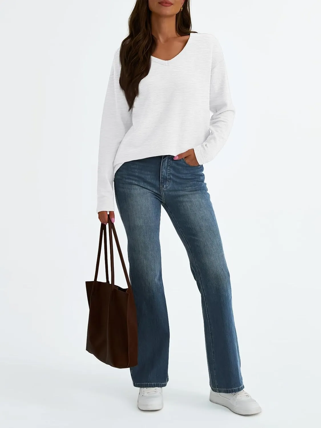 AUTOMET Women's Long Sleeve Oversized Tshirts V Neck 2025 Cotton Tops Lightweight Pullover Casual Basic Tees
