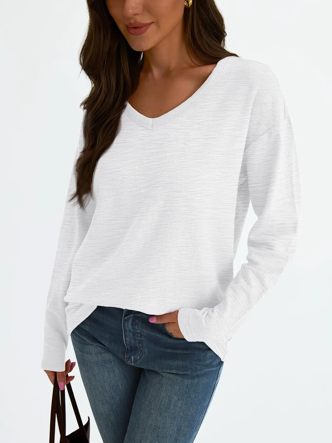 AUTOMET Women's Long Sleeve Oversized Tshirts V Neck 2025 Cotton Tops Lightweight Pullover Casual Basic Tees