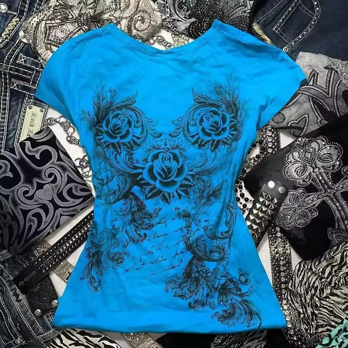 Grunge Shirts Emo Clothes Teen Girls Vintage Graphic Tee Y2k 2000s Goth Top Women Mcbling Short Sleeve Streetwear