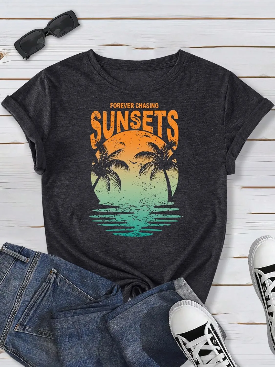Oversized Sunset Graphic Tees for Women: Forever Chasing Sunset Graphic Tees Summer Casual Hawaiian Shirts for Women