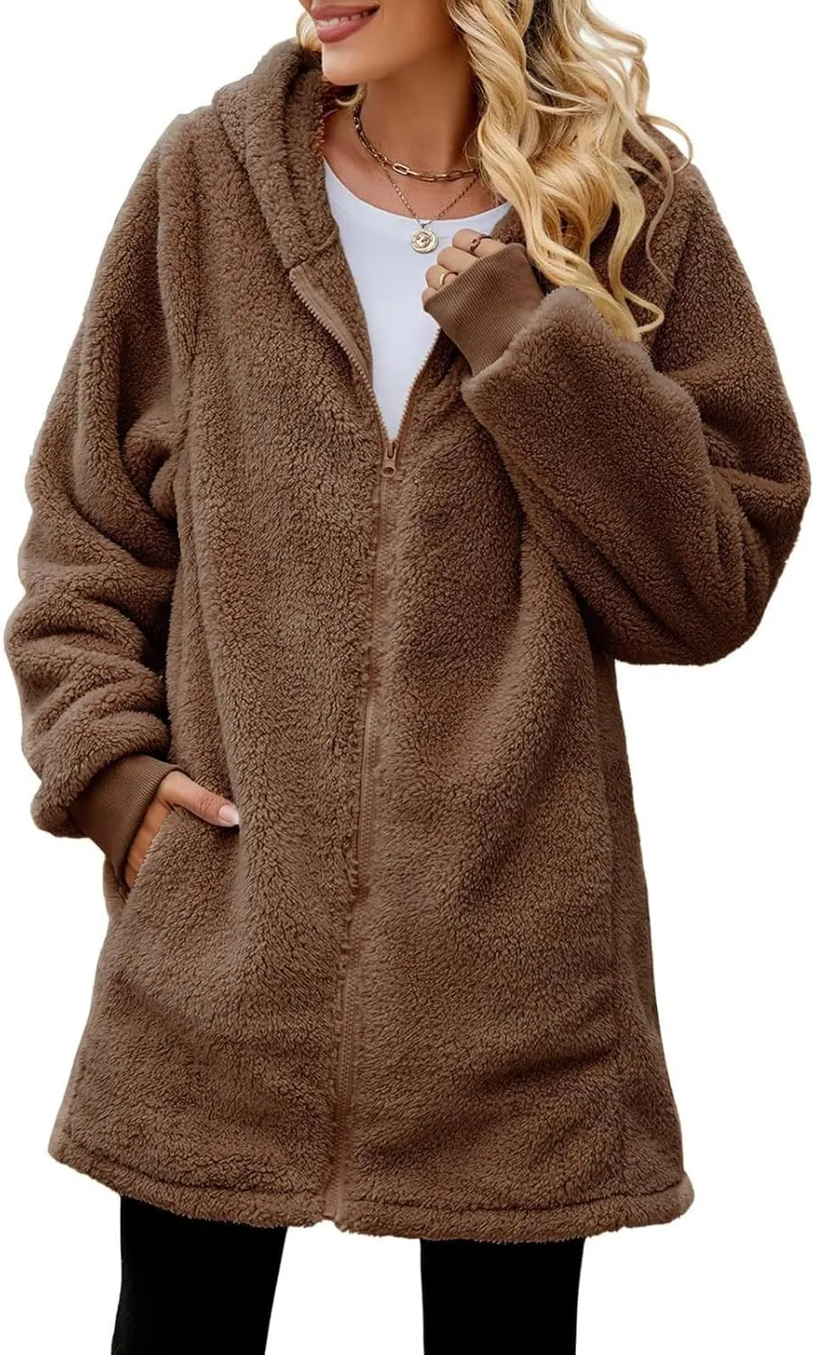 QWENTMTNTY Light Jackets for Women Fuzzy Fleece Jackets Winter Outfits Warm Windbreaker Plus Size Winter Coats with Fur Hood