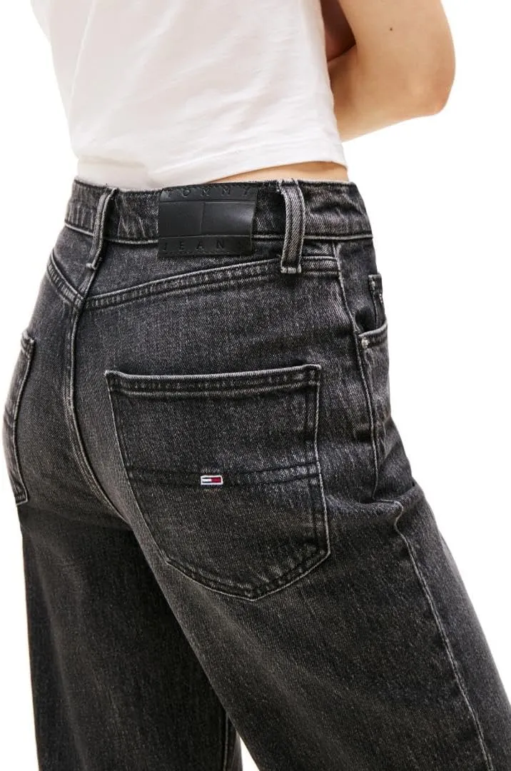 Tommy Jeans Women's Layla High Rise Slim Straight Jeans