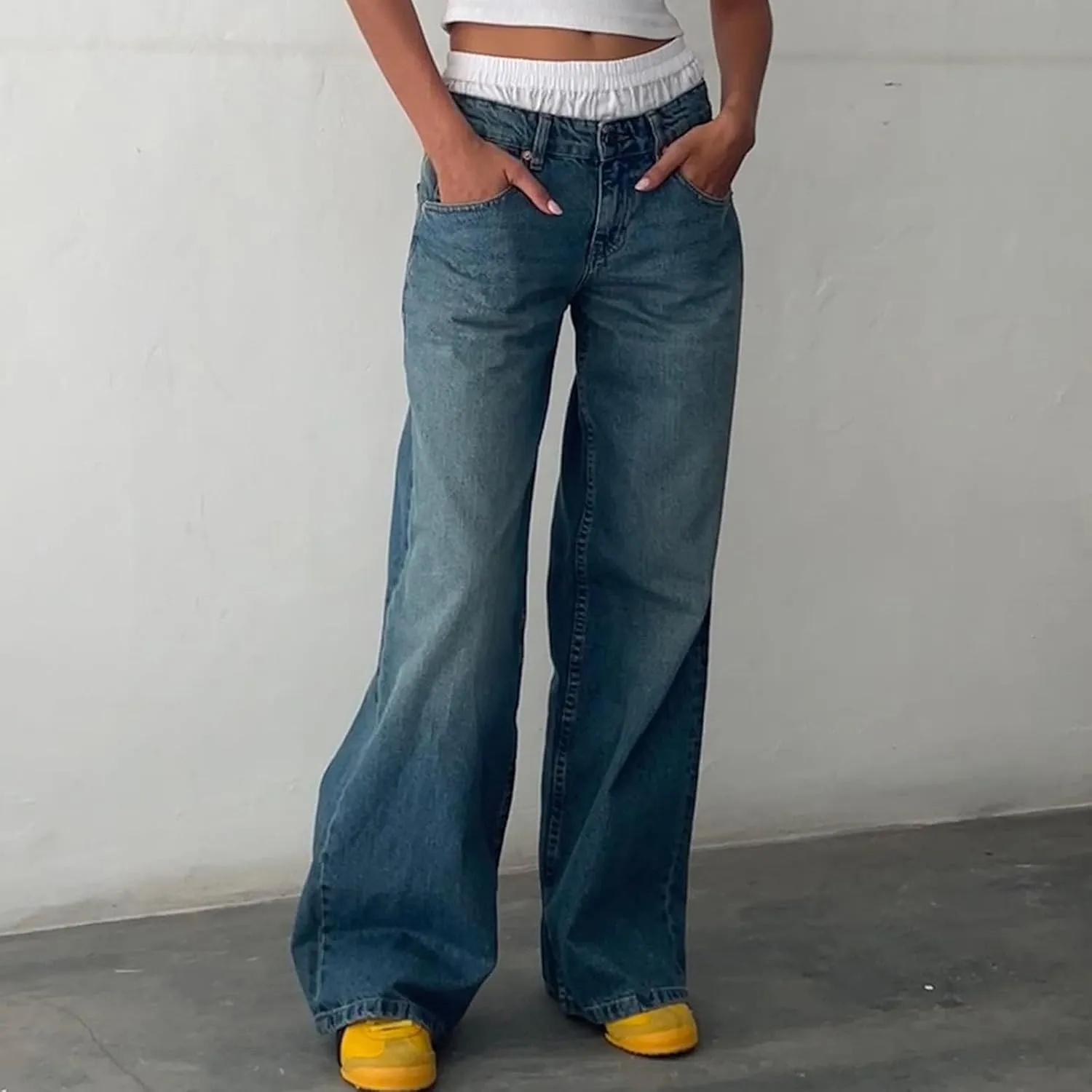 Trending Jeans for Women 2025 Patch Pocket Womens Jeans Wide Leg Stretchy Lightweight Summer Flowy Pants