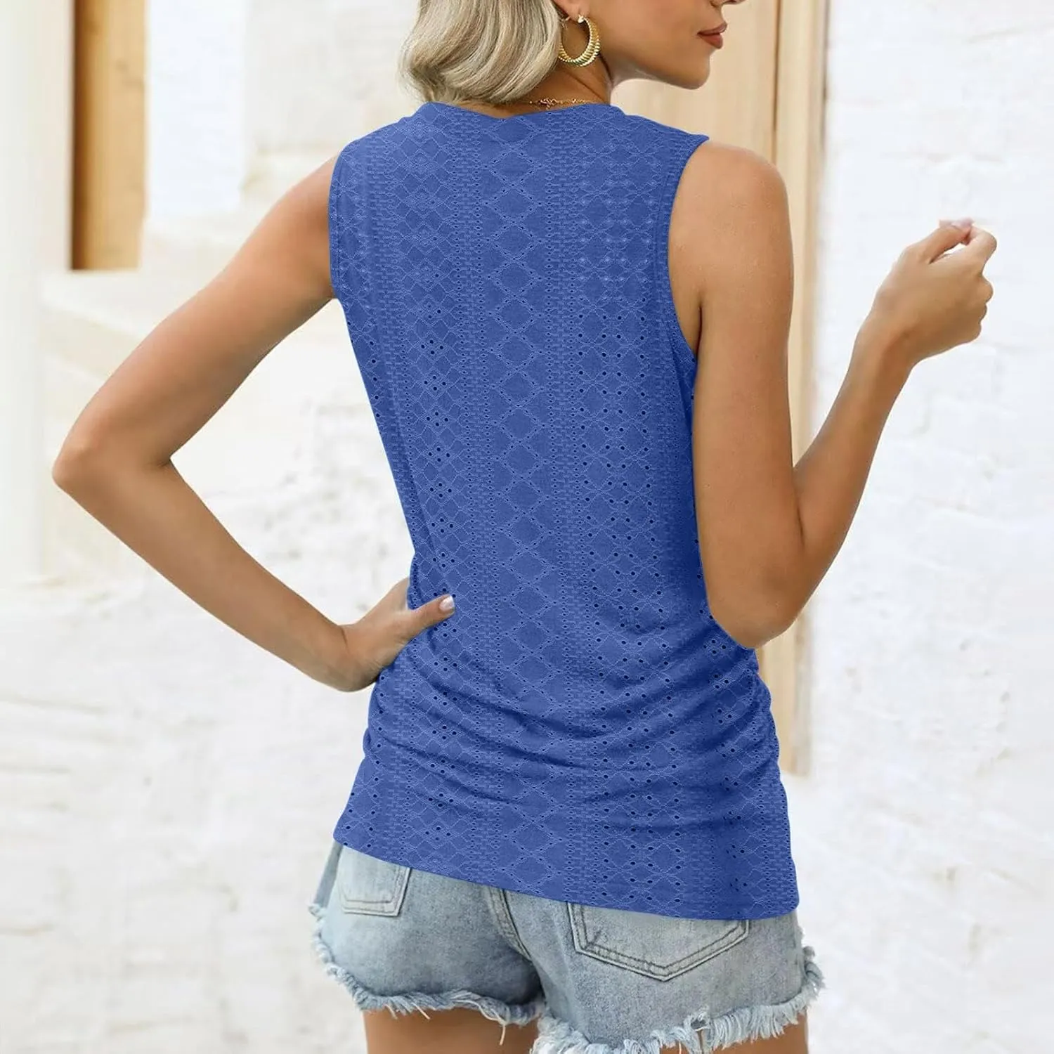 Womens Tank Tops Sleeveless Eyelet Shirts Crewneck Summer Tops Casual Loose Fit Basic Tees Beach Vacation Clothes